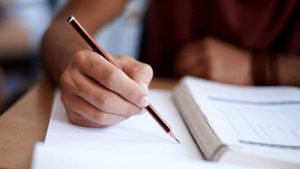 UPSC Exam: ಯುಪಿಎಸ್​ಸಿ ಪರೀಕ್ಷೆ ಕ್ಲಿಯರ್ ಮಾಡಲು ಇಲ್ಲಿವೆ ಟಿಪ್ಸ್..