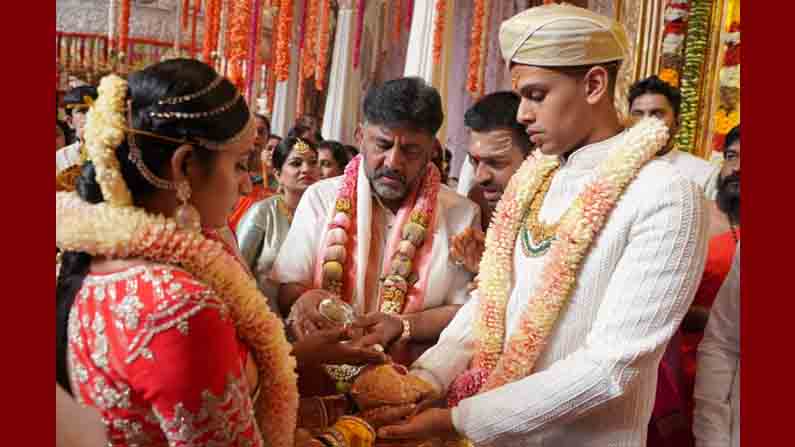 DK SHIVAKUMAR DAUGHTER MARRIAGE