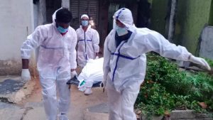 ಬಾಕಿ ಹಣ ಪಾವತಿಸಿಲ್ಲ ಎಂದು ಕೊವಿಡ್ ಸೋಂಕಿತರ ಮೃತದೇಹ ಹಸ್ತಾಂತರಿಸಲು ತೊಂದರೆ ಮಾಡುವಂತಿಲ್ಲ