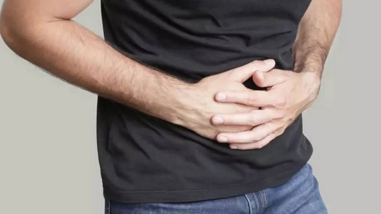 Stomach Bloating: ಹೊಟ್ಟೆ ಉಬ್ಬುವ ಸಮಸ್ಯೆಗೆ ಕಾರಣ ಏನು? ಈ ಸಮಸ್ಯೆಗೆ  ಮನೆಮದ್ದಿನಲ್ಲಿಯೇ ಇದೆ ಪರಿಹಾರ | Try these home remedies to overcome Stomach  Bloating problem | TV9 Kannada